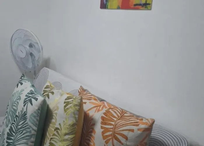 Chen Staycation At Shore * Manila